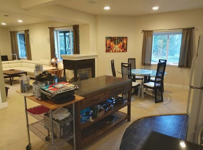 Foto del edificio - 13158 Sunset Ln