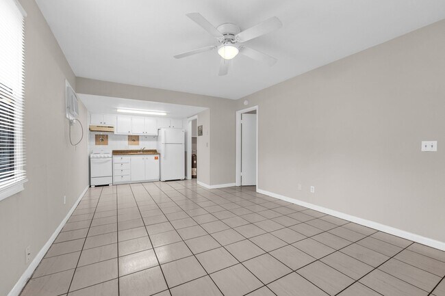 Foto del edificio - Conveniently Located 1 Bedroom, 1 Bath Apartment Near Downtown Orlando!