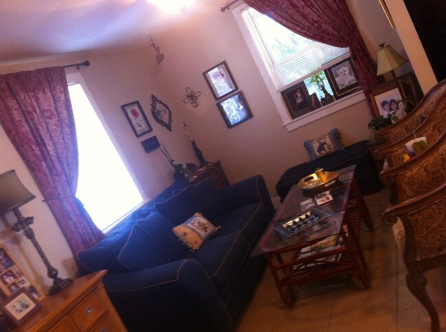 Foto del edificio - 2108 Willow St