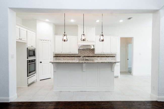 Foto del edificio - 13966 Clusterberry Dr