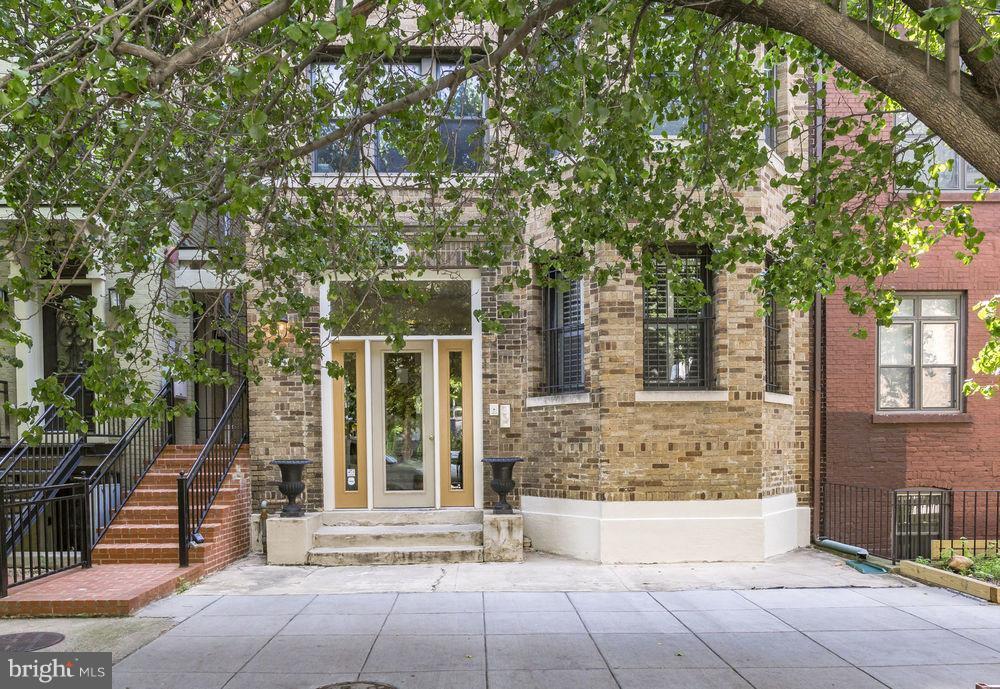 1215 10th St NW Unit 2, Washington, DC 20001 Condo for Rent in