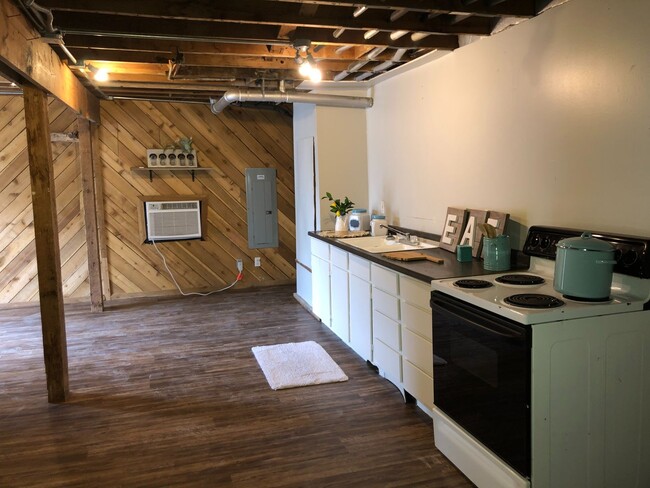 Photo - 1 bedroom with 1 bath with a single garage... House