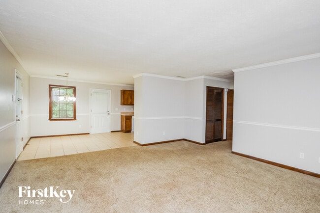 Building Photo - 105 Fairview Way