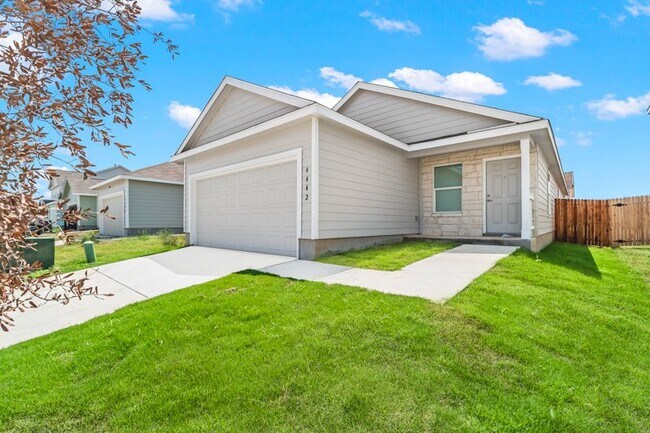 Foto del edificio - 4442 Glades Wy