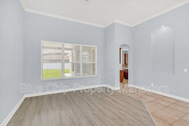 Building Photo - 10074 Iverson Dr