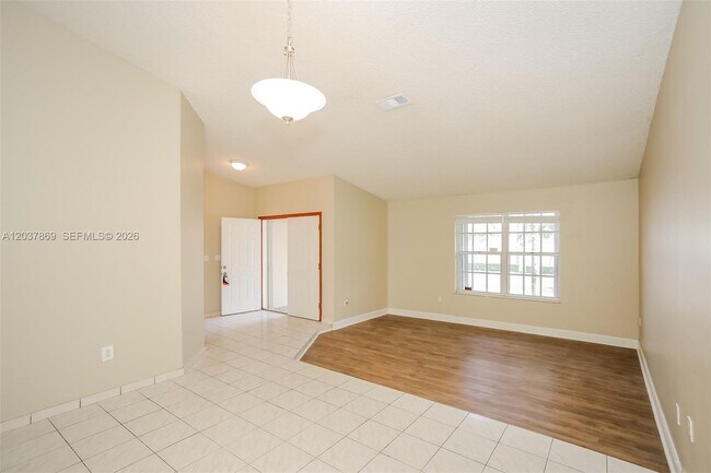 Foto del edificio - 14979 SW 63rd St