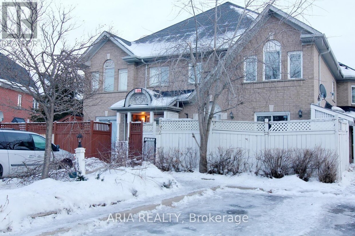 Primary Photo - 192 Pressed Brick Dr