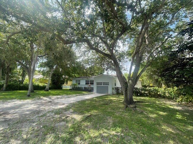 Building Photo - 6022 SW 58th St