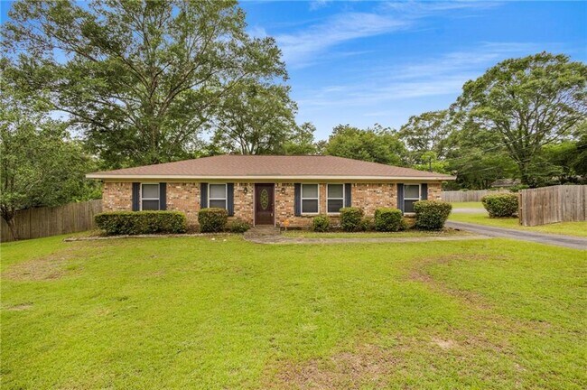 Foto del edificio - 2316 Woodland Rd