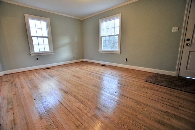 Building Photo - 2416 Irisdale Ave