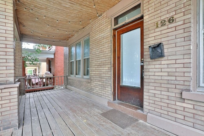 Foto del edificio - 126-126.5-1265 Frambes Ave
