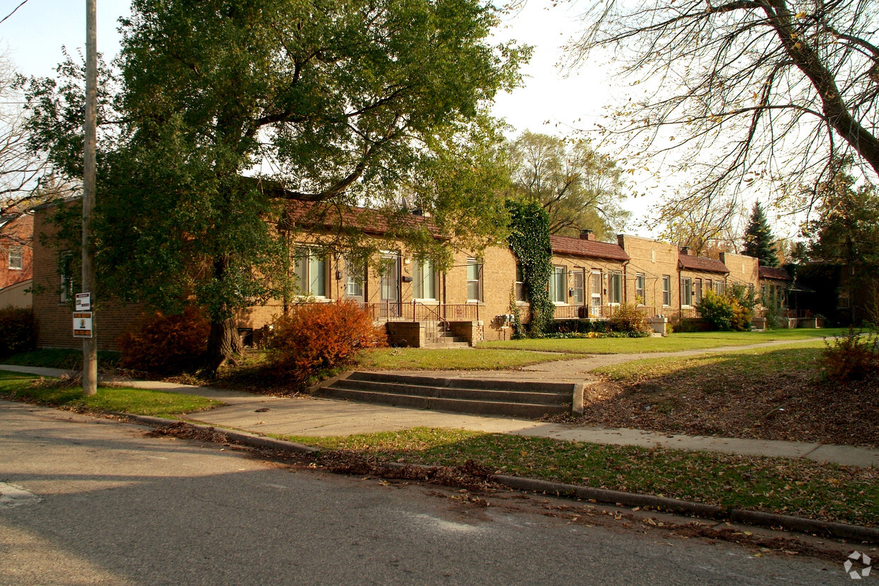 Primary Photo - Spokane Villas