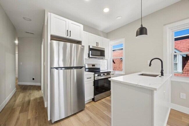 Foto del edificio - 6150 W Columbia Ave