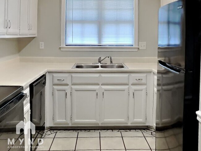 Foto del edificio - 3935 Rim Creek Ln