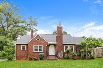 Building Photo - 3030 Walnut Ave