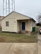 Building Photo - 505 E Main St