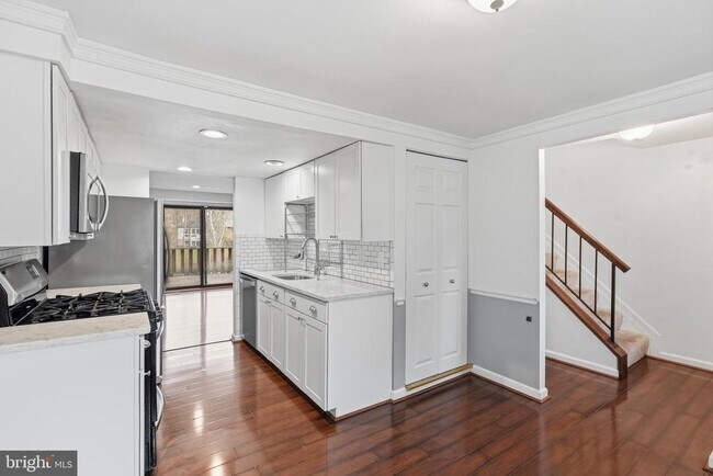 Foto del edificio - 5497 Endicott Ln