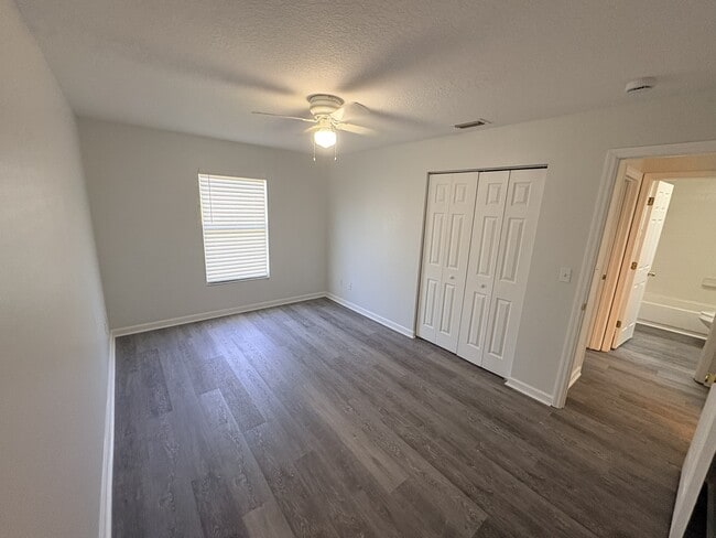 Building Photo - 2829 Nordman Ave