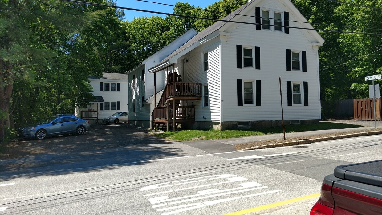 Primary Photo - 70 Main St