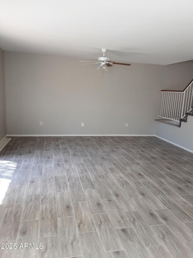 Foto del edificio - 1401 E Jasper Dr