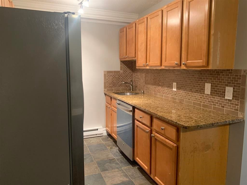 Foto principal - 616 Portland St