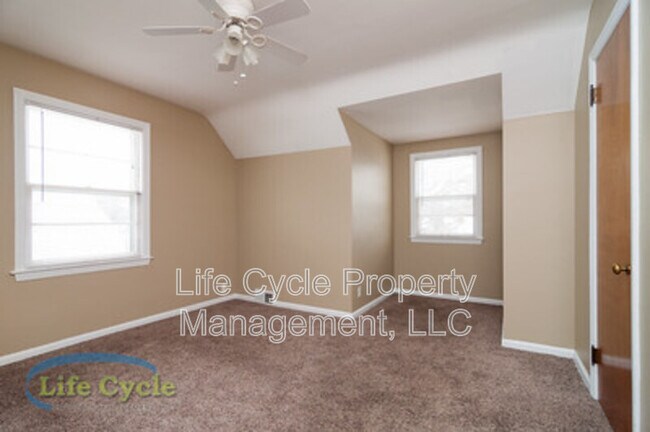 Foto del edificio - 1320 Penn Ave NE