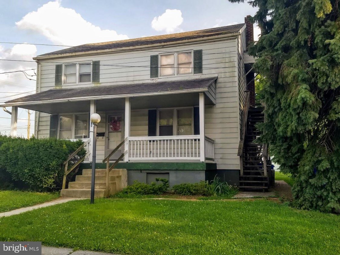 4219 York St Unit 2, Harrisburg, PA 17111 Apartment for Rent in