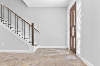 Building Photo - 668 N Eldridge Pkwy