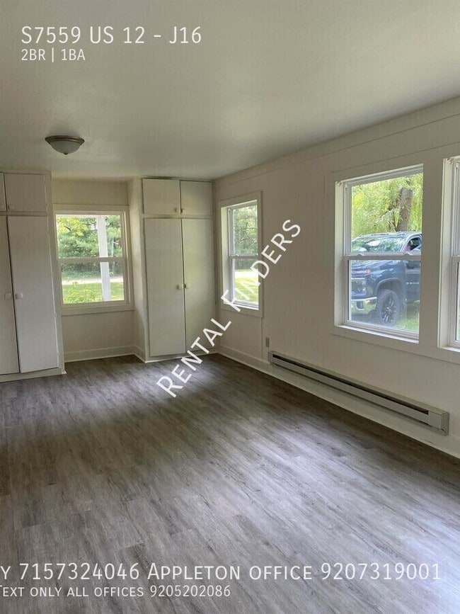 Building Photo - S7559 US-12