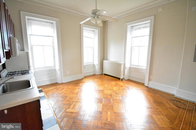 Foto del edificio - 122 Manheim St