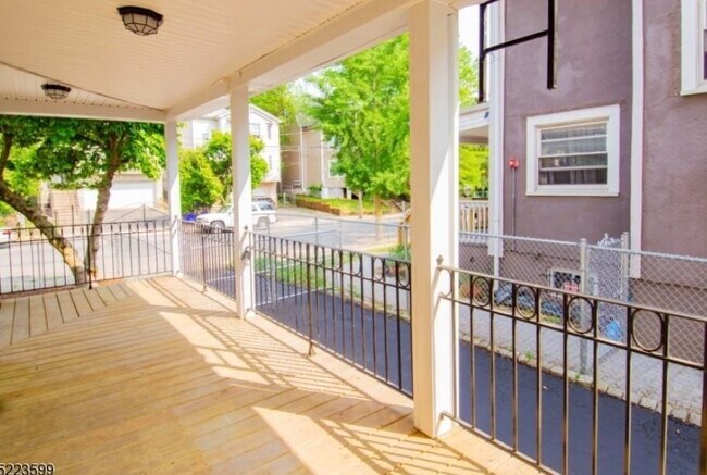 Foto del edificio - 893 S 17th St