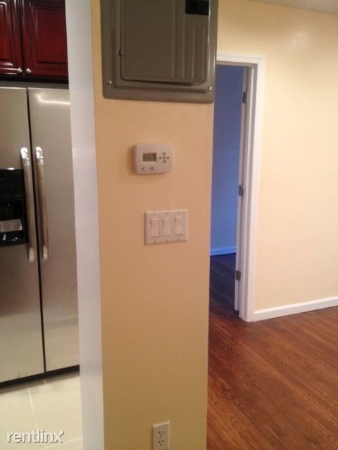 Building Photo - 2 br, 1 bath  - 8665 77th St