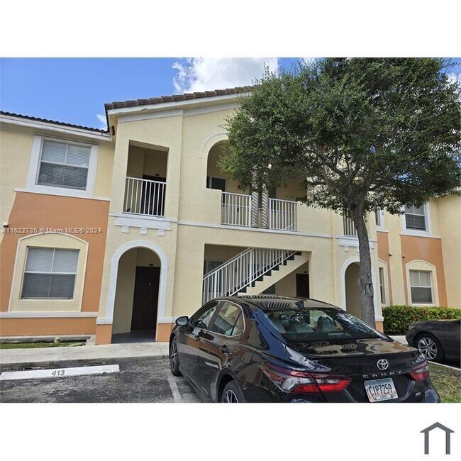 Building Photo - 1656 SE 29th Ct