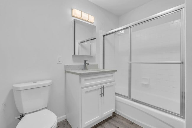 Interior Photo - Riverside Apartments