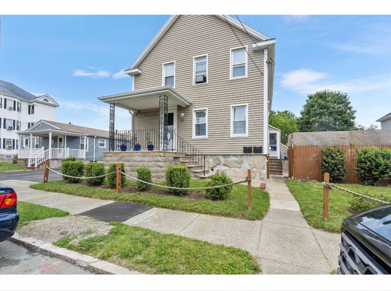 Foto principal - 93 Belleville Rd