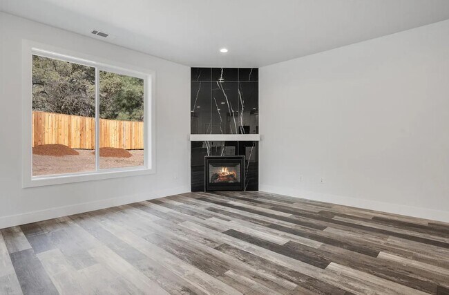 Foto del edificio - Coming Soon – Modern 3 Bedroom, 2 bath Home!
