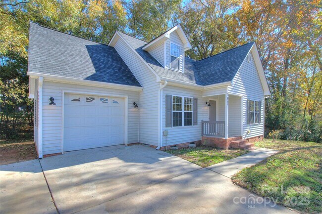 Foto del edificio - 205 N Church St