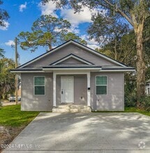 Building Photo - 2220 Flesher Ave
