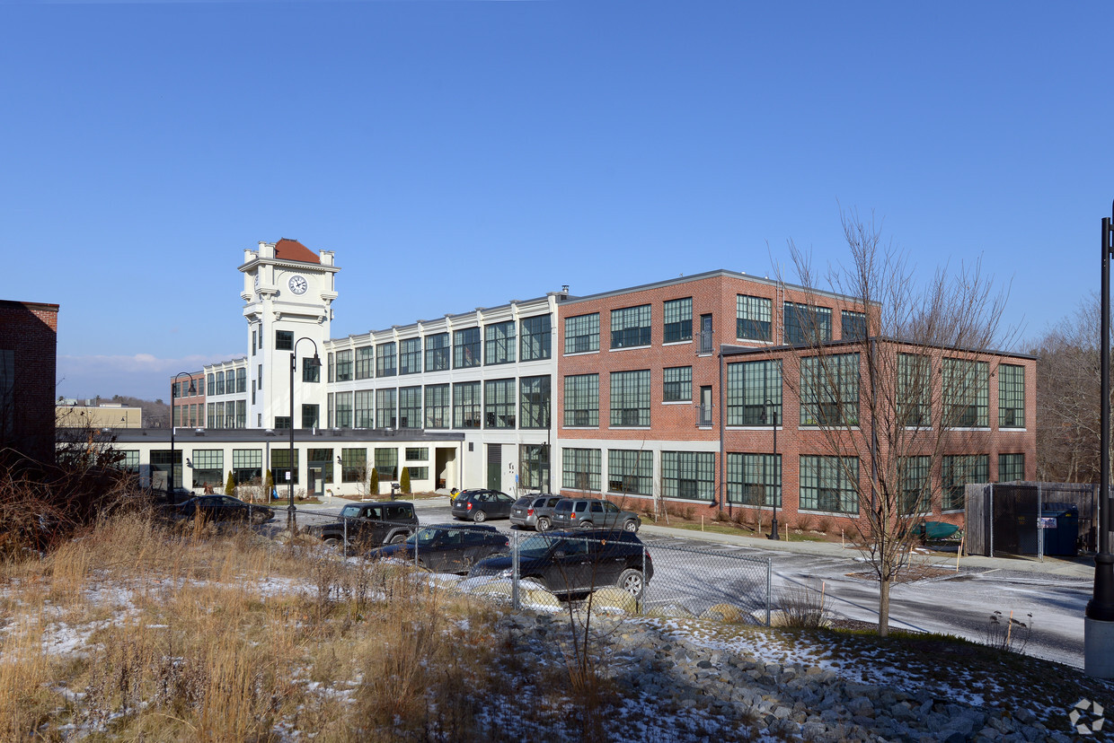 Building Photo - Clocktower Apartments