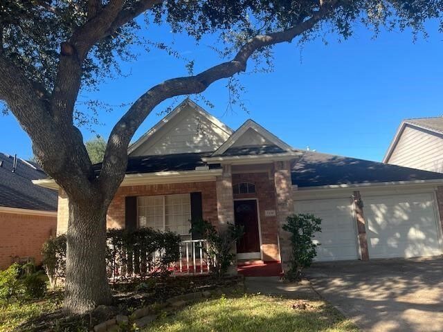 Foto del edificio - 7339 Colony Bend Ln