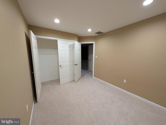 Foto del edificio - 2426 Clover Field Cir