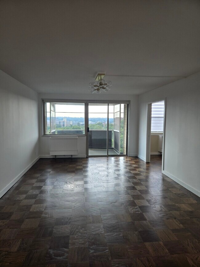 Foto del edificio - 50 Glenbrook Rd