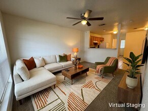 Building Photo - 4505 Deek Dr