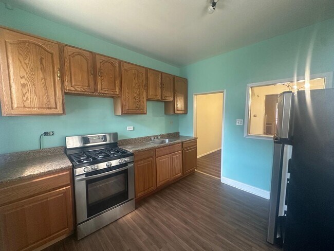 Foto del edificio - 5628 Warrington Ave