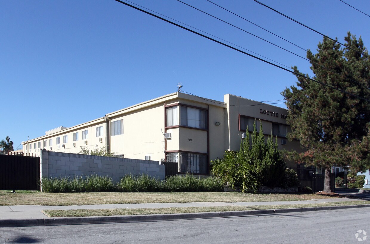 Foto del edificio - 419 N Chandler Ave