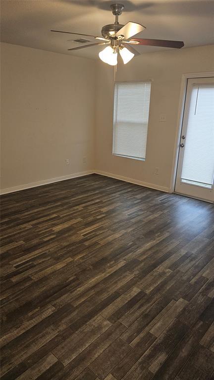 Building Photo - 15740 Del Norte Dr