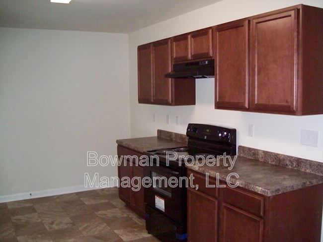 Building Photo - 236 Sidney Lanier Ave