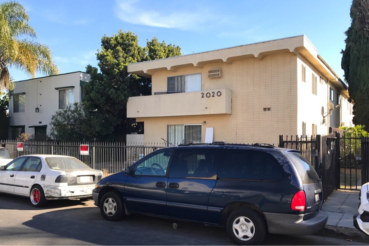 2020 S Corning St, Los Angeles, CA 90034 Apartments in Los Angeles