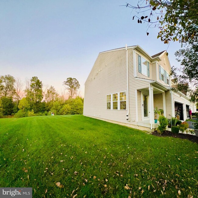 Building Photo - 209 Sills Ln