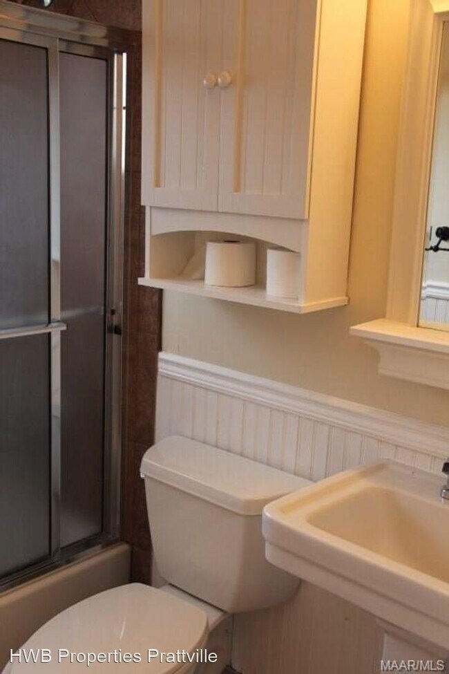 Foto del edificio - 3 br, 2 bath House - 484 Avon Road